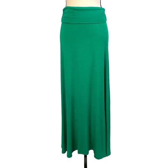 Savannah Studio Dresses & Skirts - Savannah Studio Green Maxi Skirt